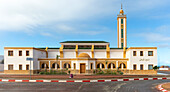 Die große Moschee im Stadtzentrum, Mirleft, Südmarokko, Nordafrika