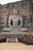 Sitzende Buddha-Figur, Gal Viharaya, UNESCO-Weltkulturerbe, die antike Stadt Polonnaruwa, Sri Lanka