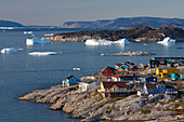 Bunte Wohnhaeuser, Ilulissat, Jakobshavn, Kangia-Eisfjord, Disko-Bucht, West-Groenland, Grönland