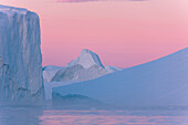 Eisberg im Kangia Eisfjord, UNESCO Weltnaturerbe, Disko-Bucht, West-Groenland, Grönland