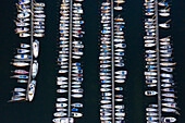 Blick auf dir Segelboote in der Marina, Schleswig-Holstein, Deutschland