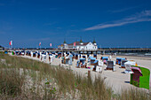  Sea bridge and beach baskets, Ahlbeck, Usedom Island, Mecklenburg-Western Pomerania, Germany 