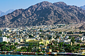 Blick auf die Stadt am Golf von Akaba, Akaba am Roten Meer, Jordanien, Arabische Halbinsel, Vorderasien