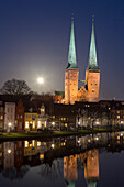  Cathedral church with full moon, Hanseatic City of Lübeck, Schleswig-Holstein, Germany 