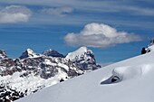 Berge und Skigebiet über Arabba, Livinallongo del Col di Lana, Veneto Dolomiten, Provinz Belluno, Italien