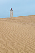 Leuchtturm Rubjerg Knude in den Dünen, Nordjylland, Dänemark