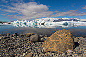  Icebergs in the glacier lake Joekusarlon, summer, Iceland 