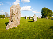 Neolithischer Steinkreis und Henge in Avebury, Wiltshire, England, Großbritannien
