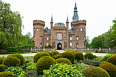  Moyland Castle, moated castle, museum for modern art, Bedburg-Hau, Lower Rhine, North Rhine-Westphalia, Germany 