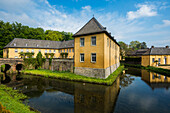 Wasserschloss, Schloss Dyck, Jüchen, Niederrhein, Nordrhein-Westfalen, Deutschland