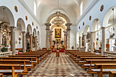 Innenraum der Kirche des heiligen Simeon in Zadar, Kroatien, Europa