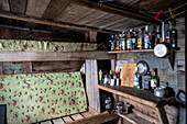  Interior view of the Texas Bar, a trapper&#39;s hut in Liefdefjord, Spitsbergen, Svalbard, Norway, Arctic 