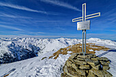  Summit cross on Baumgartgeier, Baumgartgeier, Kitzbühel Alps, Tyrol, Austria 