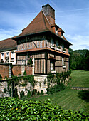  Chateau du Breuil in Le Breuil 