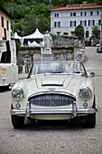 Classic Cars, Oldtimer, Austin-Healey 3000, auf der Straße, Italien