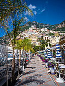 Am Strand von Positano, Amalfiküste, Salerno, Kampanien, Süditalien, Italien, Europa, Mittelmeer