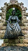 Frau Holle Rundweg im Frau-Holle-Park, Statue Frau Holle, Hessisch Lichtenau,  Hessen, Deutschland