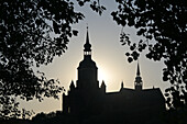  Park at Frankenteich with St. Mary&#39;s Church, Stralsund, Mecklenburg-Western Pomerania, Germany 