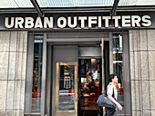  Urban Outfitters-Geschäft, Fifth Avenue, New York City, New York, USA 