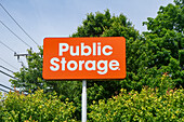  Public Storage, Self-Storage-Anlage, Straßenschild, Danbury, Connecticut, USA 