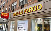  Wells Fargo Bankfiliale, Gebäudeaußenseite, New York City, New York, USA 