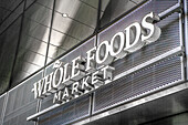  Whole Foods Market, Ladenschild an der Gebäudeaußenseite, Hudson Yards, New York City, New York, USA 