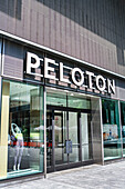  Peloton Fitness Center, Gebäudeaußenseite, New York City, New York, USA 