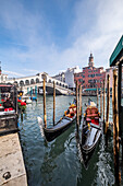 Rialtobrücke und Canal Grande, Venedig, Venetien, Italien