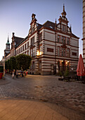 Ehemaliges Postgebäude in der Altstadt von Schwerin, Mecklenburg-Vorpommern, Deutschland, Europa