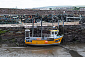 Blick auf den hafen von Dunbar, bei Ebbe, Dunbar, East Lothian, Schottland, Vereinigtes Königreich