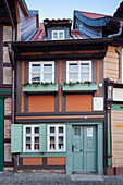  Smallest house, cultural monument, museum, Wernigerode, Harz, Saxony-Anhalt, Germany 