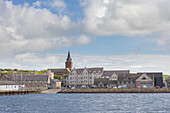 Blick auf den Ort Kirkwall, Orkney, Schottland, Grossbritannien