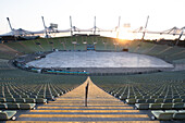 Blick auf das Olympiastadion, München, Oberbayern, Bayern, Deutschland, Europa