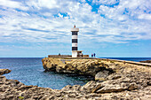 Der Leuchtturm von Colonia Sant Jordi, Gemeinde Ses Salines, Südküste, Mallorca, Balearen, Spanien