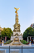  Place Drouet d&#39;Erlon with Fontaine La Subé in Reims in the Champagne wine-growing region in the Marne department in the Grande Est region of France 