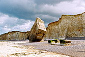  Bunker Vertical (Bunker tombé) near Sainte-Marguerite-sur-Mer, on the Alabaster Coast (Côte d&#39;Albâtre, Cote d&#39;Albatre) in the Seine-Maritime department in the Normandy region of France 