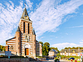 Kirche Église Saint-Benoît du Grand-Caux (Eglise Saint-Benoit du Grand Caux) in Sassetot-le-Mauconduit an der Alabasterküste (Côte d'Albâtre, Cote d'Albatre) im Département Seine-Maritime in der Region Normandie in Frankreich