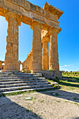  Tempel der Hera oder Tempel E, Archäologischer Park Selinunte, Selinunte, Bezirk Trapani, Sizilien, Italien 