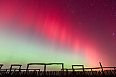 Polarlichter am Ringheiligtum Pömmelte, prähistorische Kreisgrabenanlage wird von Archäologen auch als deutsches Stonehenge bezeichnet, Zackmünde, Pömmelte, Sachsen-Anhalt, Deutschland