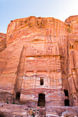  Die Königsgräber im südlichen Teil der historischen und archäologischen Nabatäerstadt Petra, UNESCO-Weltkulturerbe, Jordanien, Naher Osten, südliche Levante, Westasien 