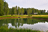 kleiner See am Gehöft, ländliche Unterkünfte in Miskiniskes, Aukstaitija-Nationalpark, Litauen, Europa