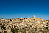  Die Sassi di Matera vom Murgia Materana Park (Parco della Murgia Materana), Matera, Basilikata, Italien aus gesehen. 