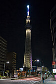 Fernsehturm Tokio Skytree in der Nacht, Tokio, Asien