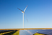  Hybrid power plant, wind power and photovoltaic system, North Friesland, Schleswig-Holstein, Germany 