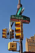 Traffic lights, Broad Street, Philadelphia, Commonwealth  of Pennsylvania,Northeastern  United States,