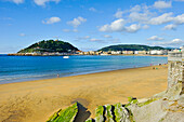  Strand La Concha, San Sebastian, Golf von Biskaya, Provinz Gipuzkoa, Baskenland, Spanien, Europa 