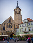  Wenigemarkt and Ägidienkirche, Krämerbrücke, Erfurt, Thuringia, Central Germany, Eastern Germany, Germany, Europe 