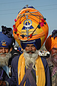 Nihang sikh, golden temple, amritsar, punjab, india, asia