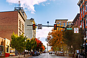  East King Street overlooking Penn Square with Soldiers and Sailors Monument in Historic Downtown in Lancaster in Pennsylvania Dutch Country, Pennsylvania, USA 