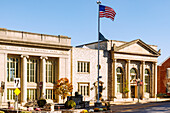  Lititz Springs National Bank and The Farmers National Bank on Main Street in Lititz in the Pennsylvania Dutch Country, Lancaster County, Pennsylvania, USA 